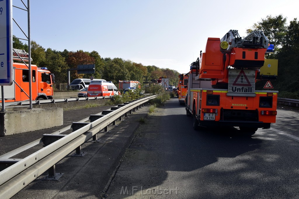 Schwerer VU PKlemm A 57 Rich Innenstadt Hoehe Koeln Chorweiler P002.JPG - Miklos Laubert